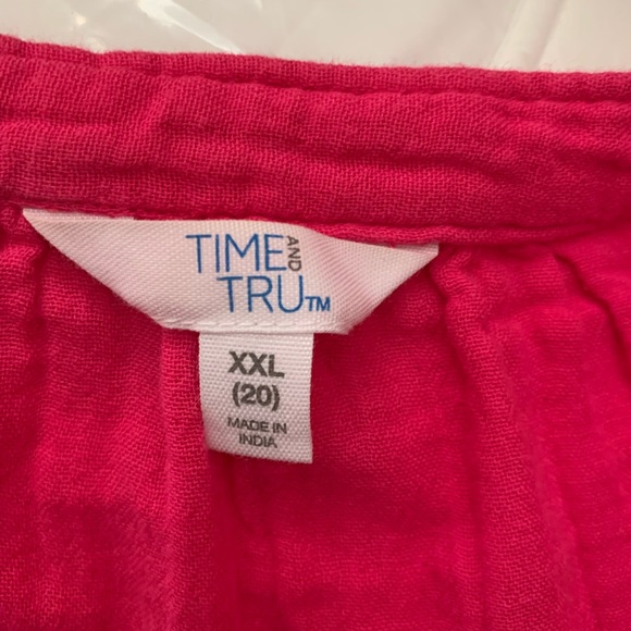 Time and Tru Fuchsia Sleeveless dress/swim suit cover up - Picture 5 of 5